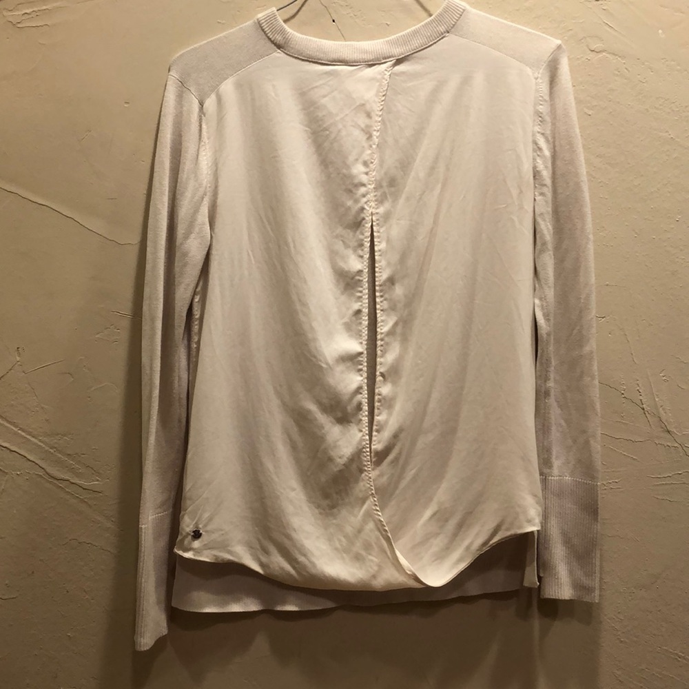 Lulu lemon light weight sweater